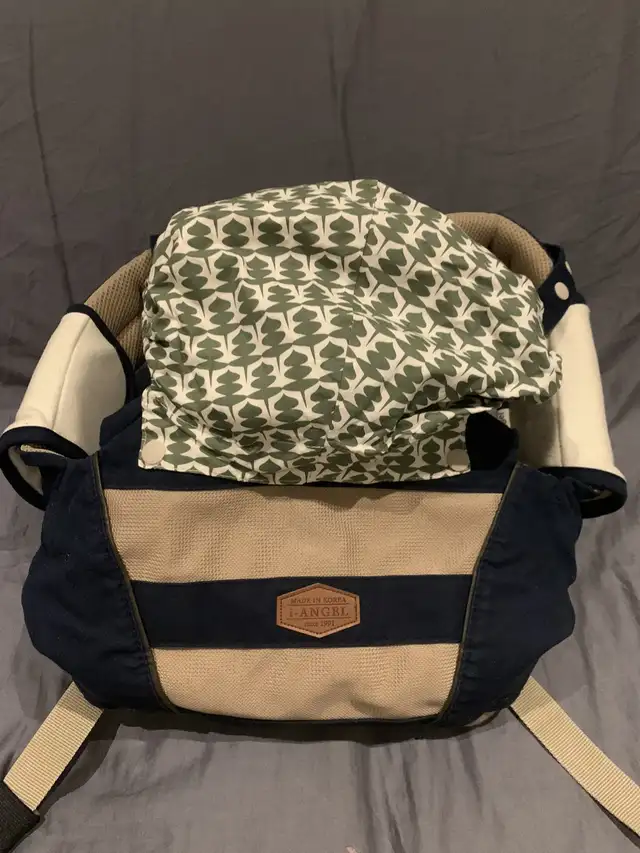 I-Angel baby hip seat + travel carrier made in Korea in Strollers, Carriers & Car Seats in City of Toronto - Image 3