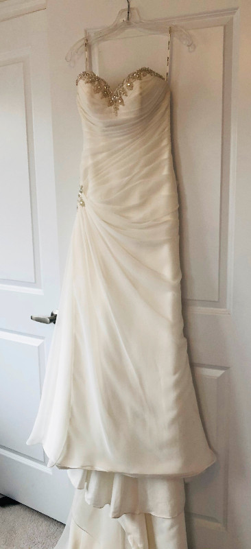 Stella York Wedding Dress in Wedding in City of Toronto - Image 3