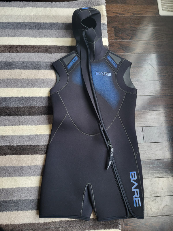 diving wet suit  - shortie in Water Sports in Markham / York Region - Image 2