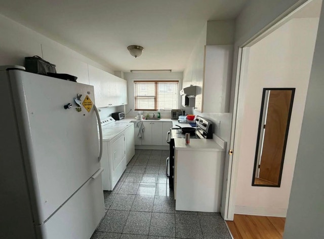 764 Rue de la Place Philippe — photo 3