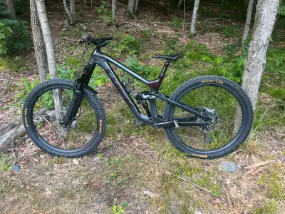 trek slash 9,8 2022 medium, View more
