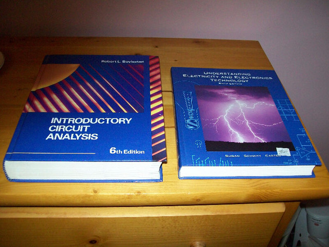 various textbooks (mint)/student pilot in Textbooks in Kawartha Lakes - Image 2
