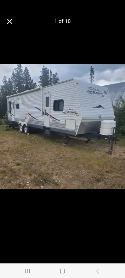 Jayco 29ft RLS Good to excellent condition, shop stored two 30lbs. tanks, large slide out and awning...