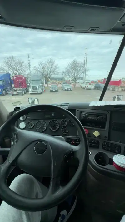 Looking for Job as Switch Or Part Time Truck Driver, View more