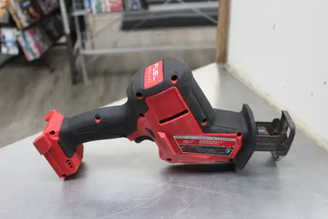 Milwaukee Fuel M18 Hackzall in Power Tools in Peterborough - Image 4
