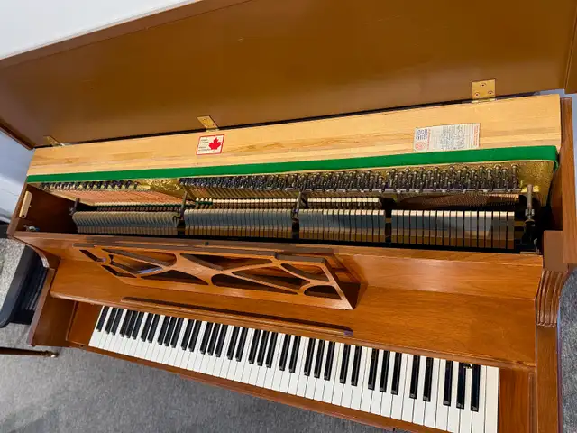 Lesage Upright Piano in Pianos & Keyboards in Edmonton - Image 6