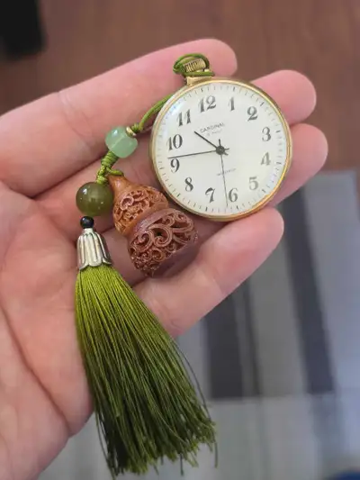 excellent condition pocketwatch cardinal brand comes with tassel made in 1970s 19 jewels