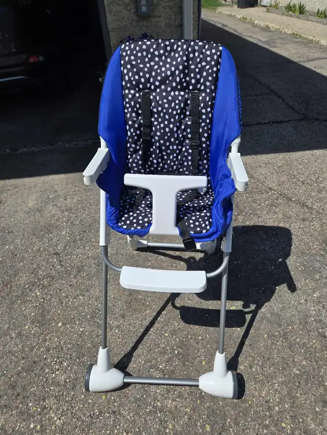 high chair in Feeding & High Chairs in Winnipeg - Image 4