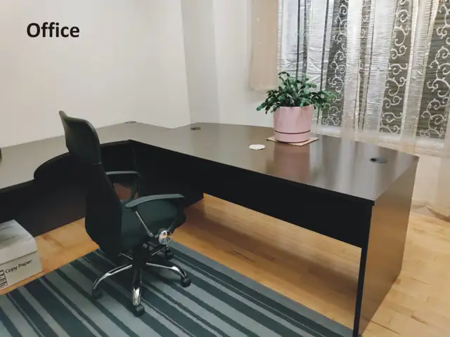 Upper Floor Furnished Room - Female only – Available Now62864383050369123