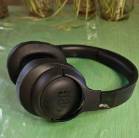 Headphones JBL Tune 750BTNC