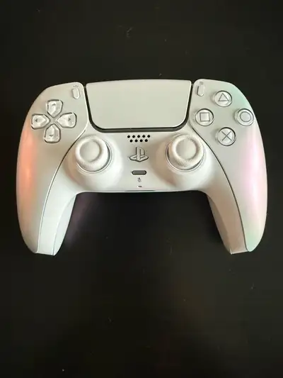 Almost brand new DualSense Wireless Controller Chroma Pearl, View more