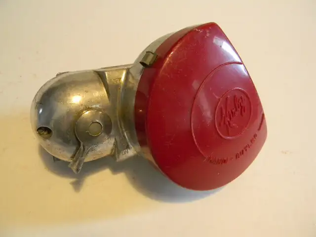 Vintage Kirby "Handi-Butler" - sharpening accessory in Vacuums in Winnipeg - Image 3