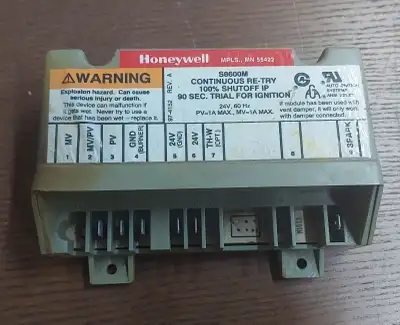 Honeywell S8600M Ignition Control Module – Continuous Re-Try, View more
