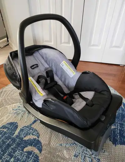 Evenflo LiteMax Sport Infant Car Seat, View more