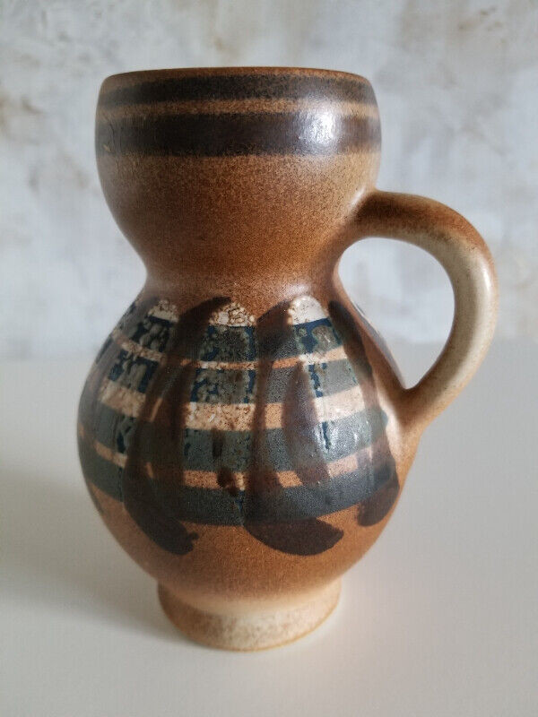 Batia Lapid Israel Mid Century Modern Art Pottery in Arts & Collectibles in Annapolis Valley
