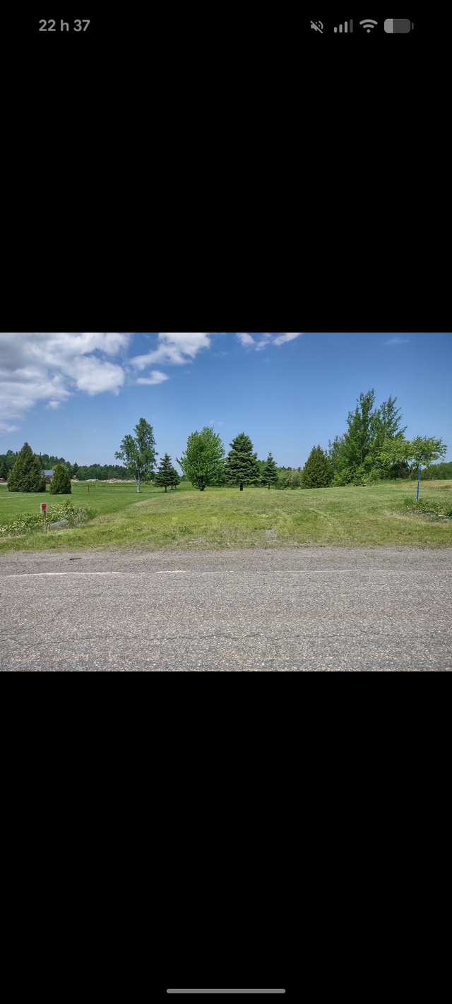 Terrain a vendre — photo 1
