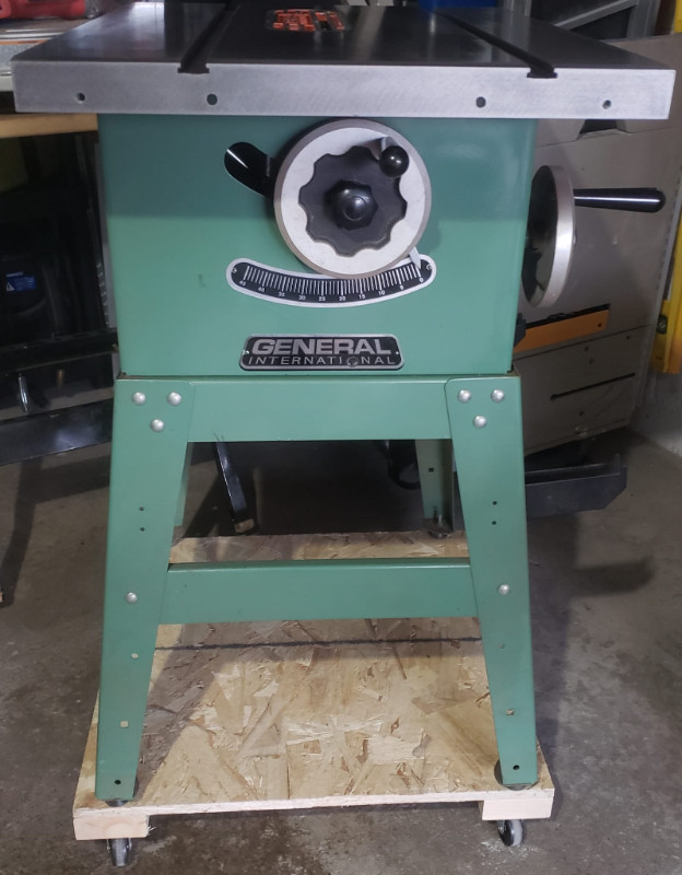 Table Saw in Power Tools in Hamilton