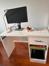 Kid study desk with drawer