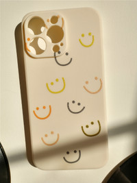 Smile Iphone 14 Pro Max case