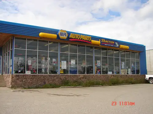9840 sqft building for lease 8840 ground floor space 1000 sqft second floor office. Former NAPA auto...