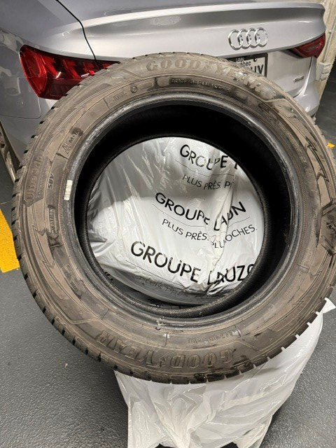 4 pneus hiver/ SUV-235/55R18 104H Ultra Grip Performance 900$ in Tires & Rims in Laval / North Shore - Image 7