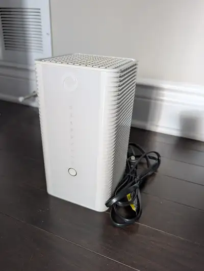 Hitron CODA-4582 cable modem router combination unit, View more