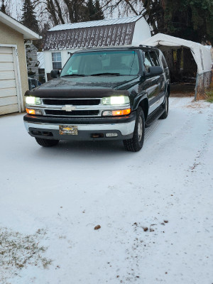 2003 Chevrolet Suburban lt