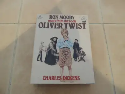 2 cassette audio book , Oliver Twist by Charles Dickens Read by Ron Moody circa 1977 Produced by Gra...