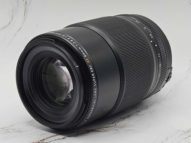 Fuji XF 80mm 2.8 WR Macro Lens  in Cameras & Camcorders in Winnipeg - Image 3