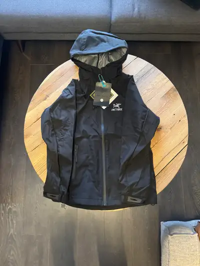 Arc’teryx Jackets, View more