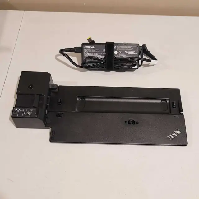 Lenovo Pro Docking Station in Laptop Accessories in Cambridge - Image 2