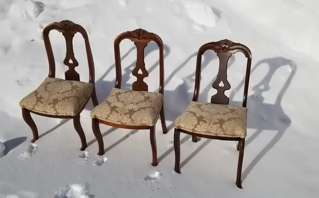 Trio Victorian walnut dining chairs spring seats new upholstery in Chairs & Recliners in Ottawa - Image 2