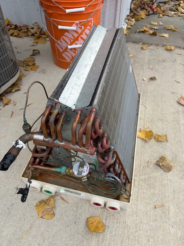 Air Conditioner and Coil602763182170460162