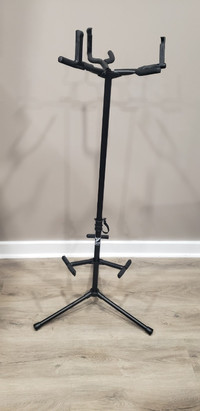 Yorkville Triple Guitar Stand with Guards