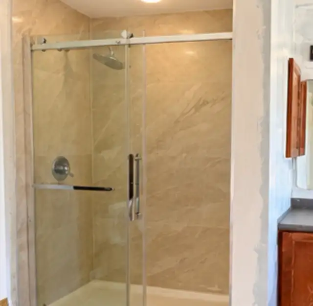 Beautiful renovated 3.5 bedroom townhouse in Barhaven in Long Term Rentals in Ottawa - Image 9