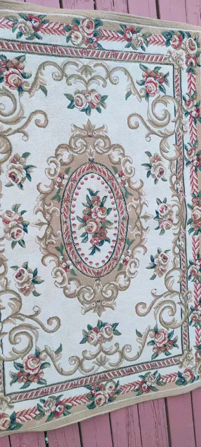 Floral Area Rug    ( size : 67" x 47") , View more