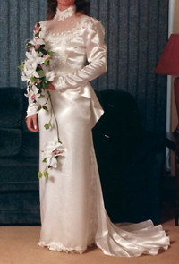 Vintage Wedding Dress (1987)