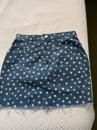 Star pattern blue jean skirt