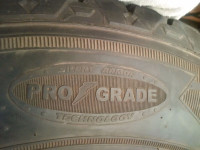 LT265 / 75 R16 Tires