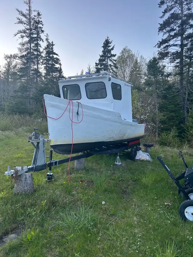 21 foot mini cape boat for sale in Powerboats & Motorboats in Cape Breton - Image 2