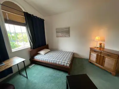 Large Single Room for Rent (All Inclusive) - Barrhaven