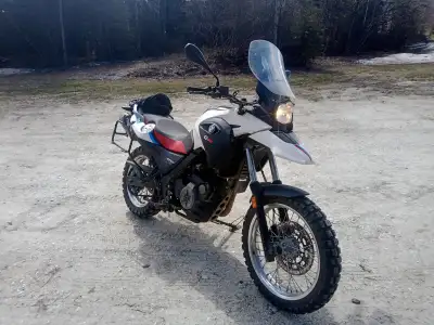 Higher windshield, new battery, New oil and air filter