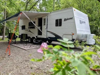 Use as temporary accommodation or alternative living! Ideal for families being a bunkhouse model! Ca...