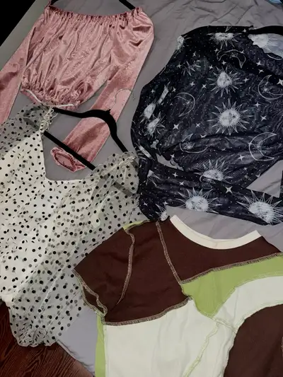 Clothes bundle for sale, View more