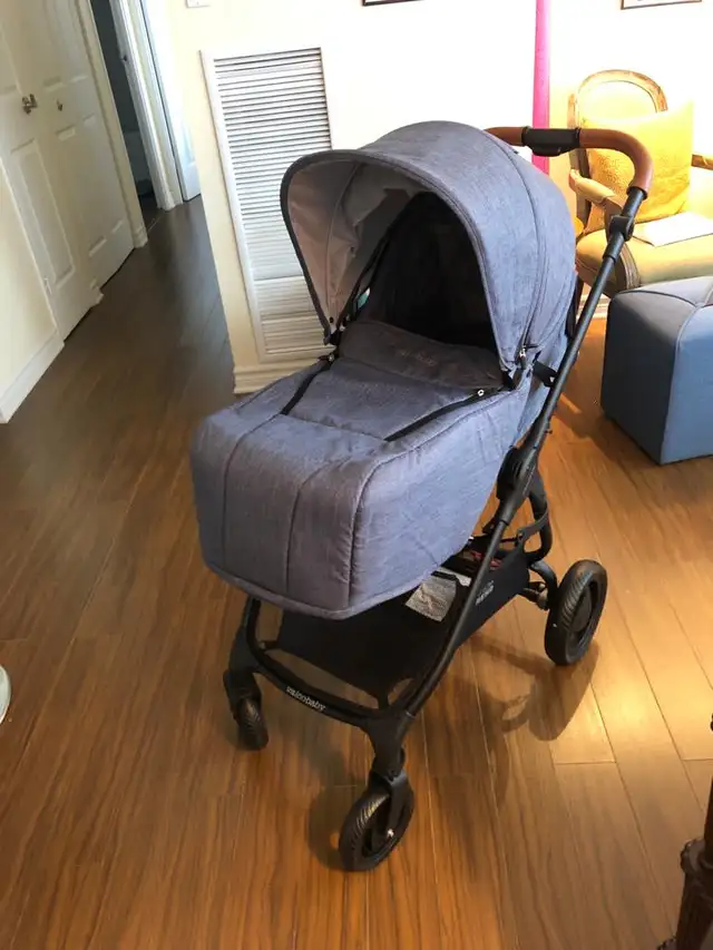 Valco Snap Ultra Trend Baby Stroller – Colour Denim in Strollers, Carriers & Car Seats in Ottawa - Image 2
