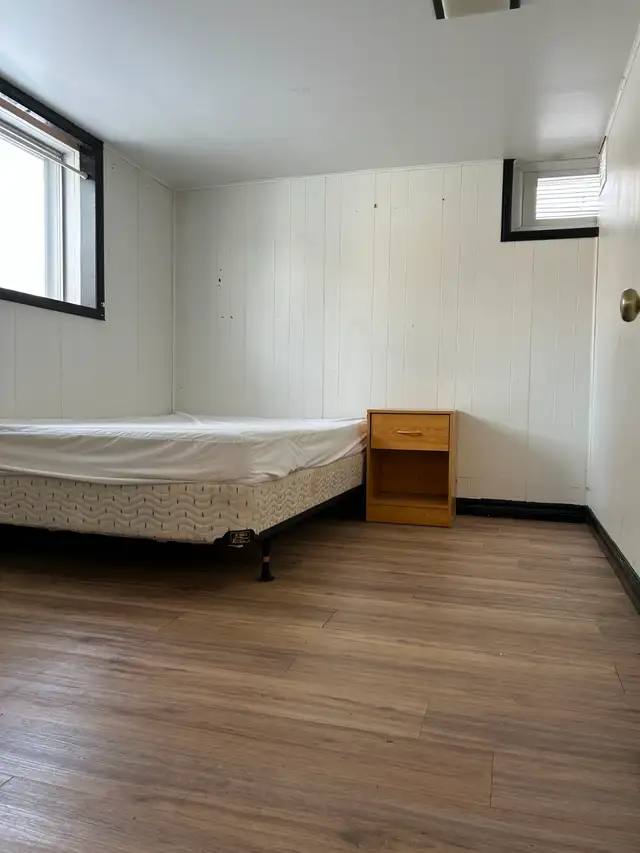 Basement Rooms for Rent in Waterloo | Walk to Laurier | All-Incl in Room Rentals & Roommates in Kitchener / Waterloo - Image 7