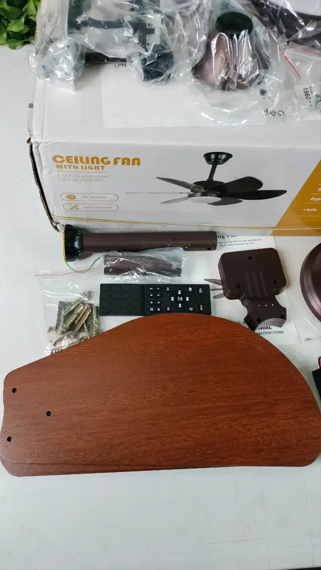 MADSHNE Ceiling Fan with Lights and Remote in Indoor Lighting & Fans in City of Toronto - Image 5