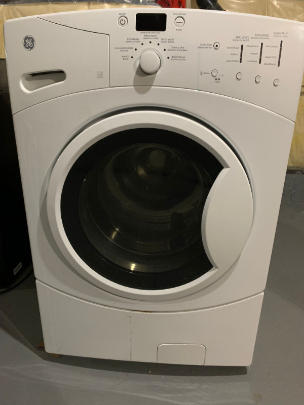 GE Washing Machine in Washers & Dryers in Oshawa / Durham Region
