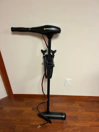Almost in brand new condition. Motor was used 4 times for short fishing trips. 40lbs thrust and 12 V...