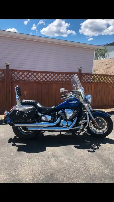 2009 Kawasaki Vulcan 900 Classic LT…45,500 miles…recent battery,clutch and head gaskets…comes with c...
